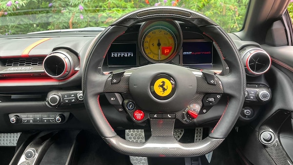 Used Ferrari 812 Superfast 2019 for sale - 75603855: Photo 12