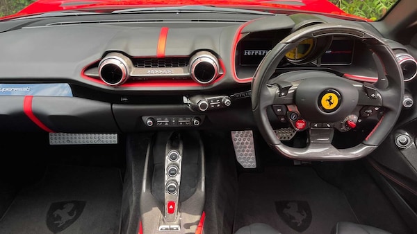 Used Ferrari 812 Superfast 2019 for sale - 75603855: Photo 14