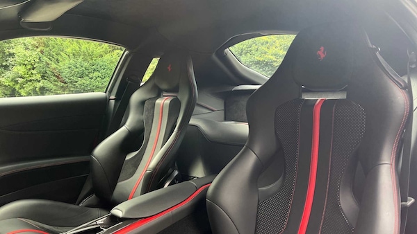Used Ferrari 812 Superfast 2019 for sale - 75603855: Photo 18
