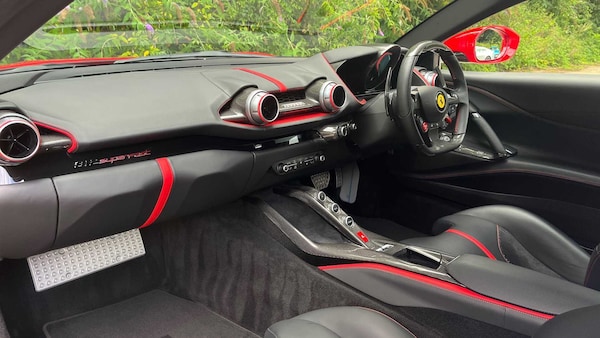 Used Ferrari 812 Superfast 2019 for sale - 75603855: Photo 20