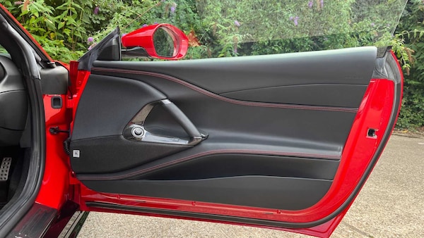 Used Ferrari 812 Superfast 2019 for sale - 75603855: Photo 23