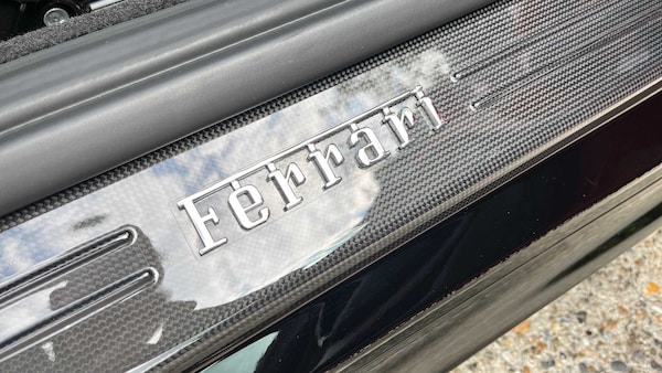 Used Ferrari 812 Superfast 2019 for sale - 75603855: Photo 24