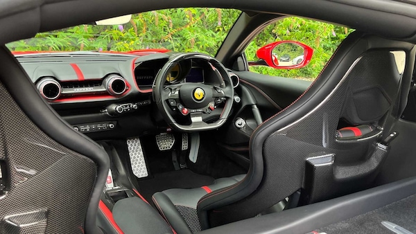Used Ferrari 812 Superfast 2019 for sale - 75603855: Photo 33