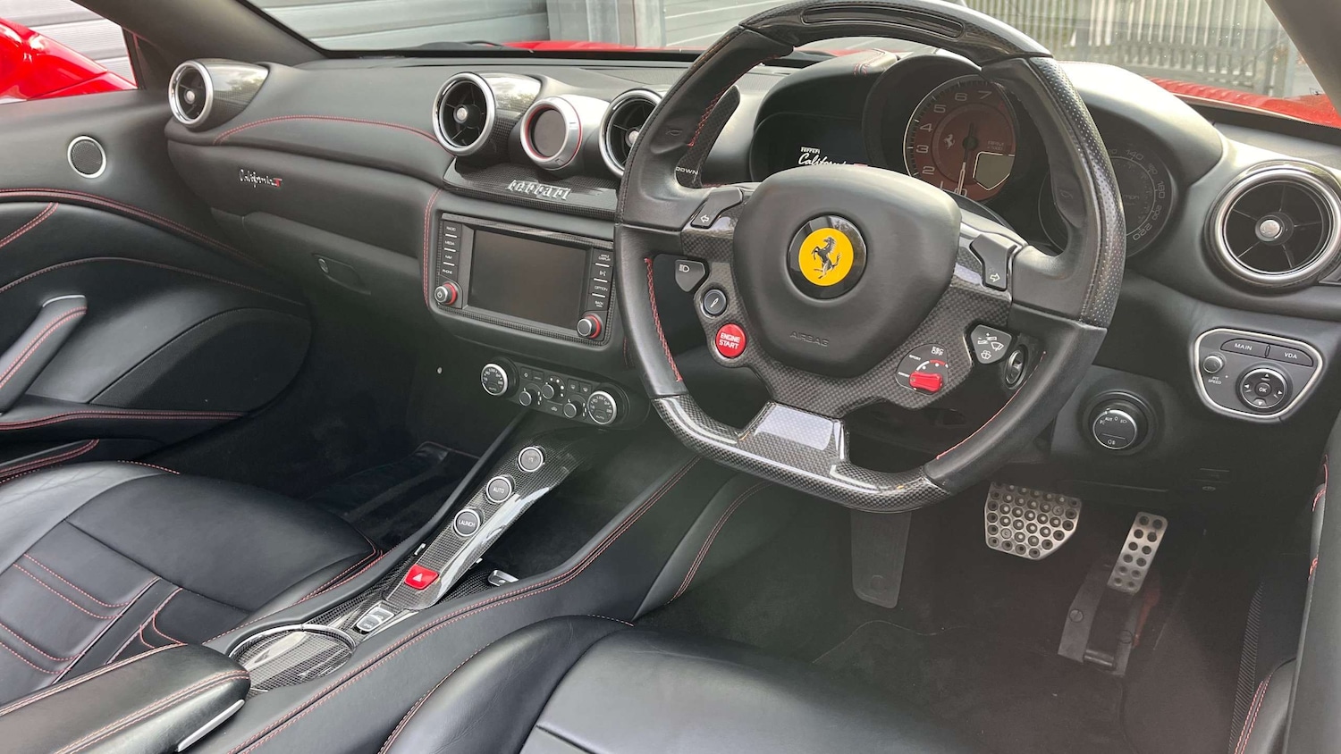 Used Ferrari California 2016 for sale - 76435629: Photo 11