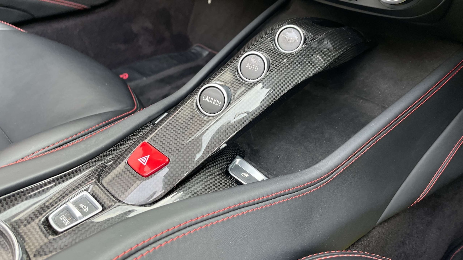 Used Ferrari California 2016 for sale - 76435629: Photo 16