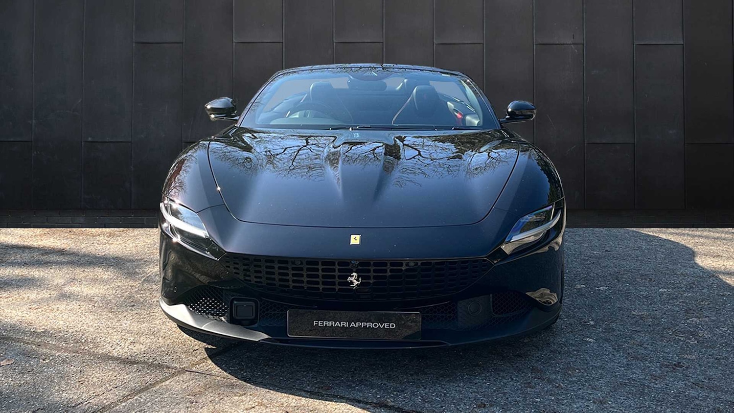 Used Ferrari Roma 2024 for sale - 76692126: Photo 2