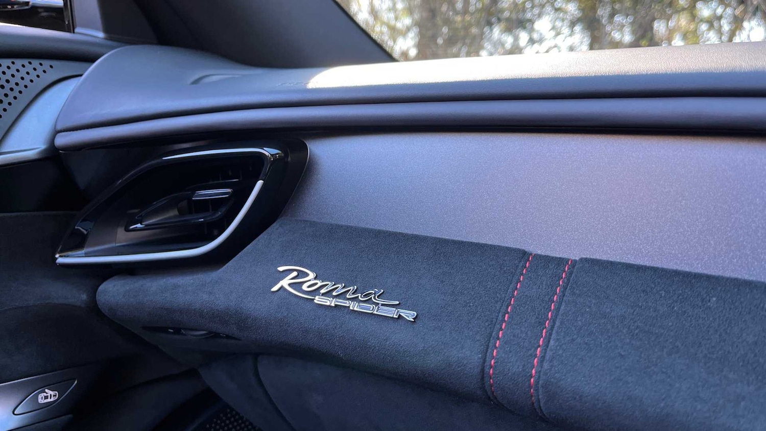 Used Ferrari Roma 2024 for sale - 76692126: Photo 21