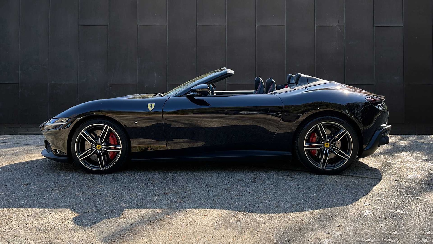 Used Ferrari Roma 2024 for sale - 76692126: Photo 4