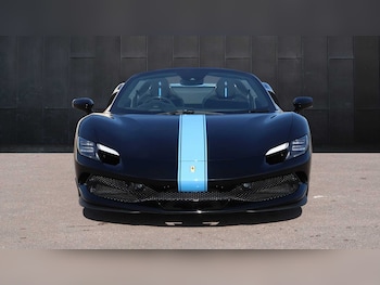 Used Ferrari 296 GTS 2023 for sale - 76774316: Photo