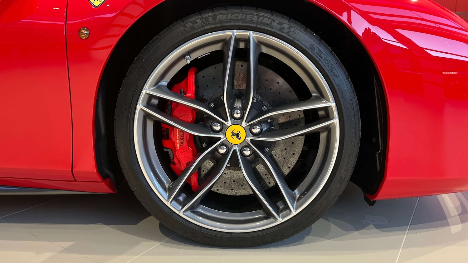 Used Ferrari 488 2017 for sale - 76842960: Photo 10