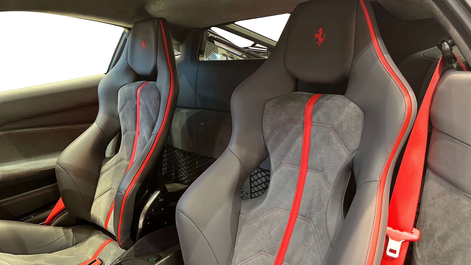 Used Ferrari 488 2017 for sale - 76842960: Photo 19