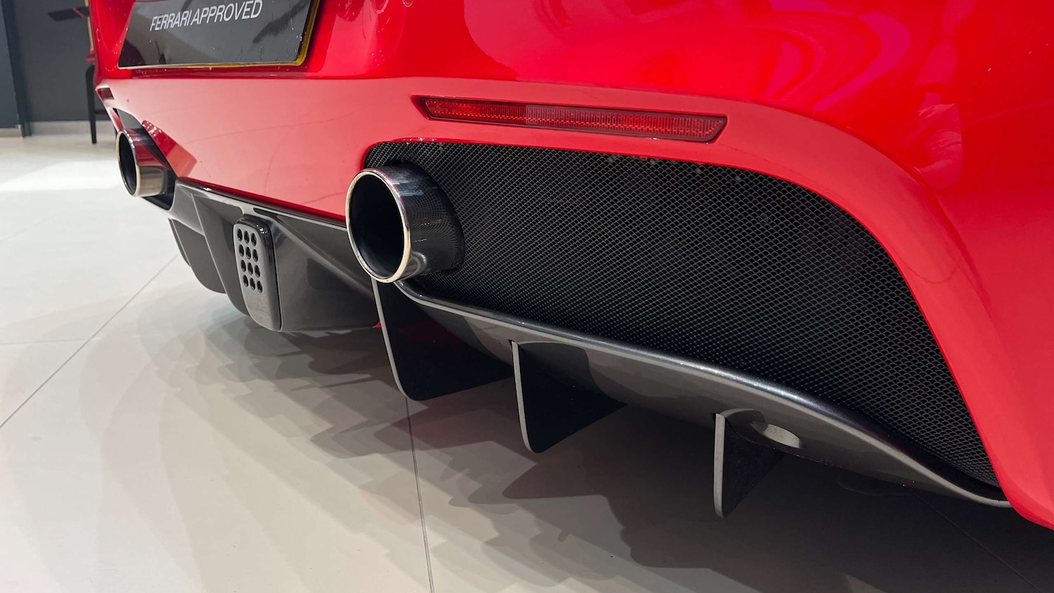 Used Ferrari 488 2017 for sale - 76842960: Photo 35