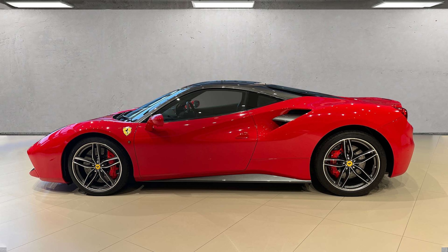 Used Ferrari 488 2017 for sale - 76842960: Photo 4