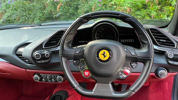 Used Ferrari 488 2018 for sale - 75143534: Photo 12