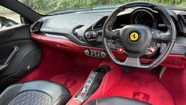 Used Ferrari 488 2018 for sale - 75143534: Photo 14