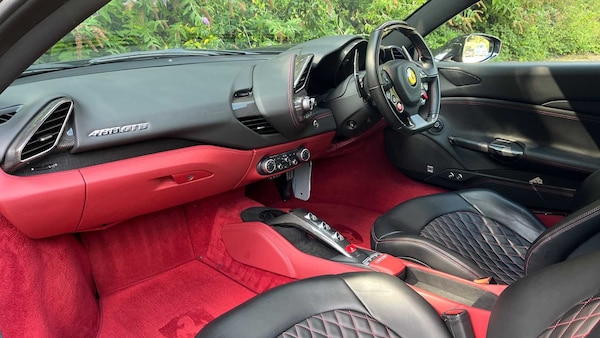 Used Ferrari 488 2018 for sale - 75143534: Photo 20