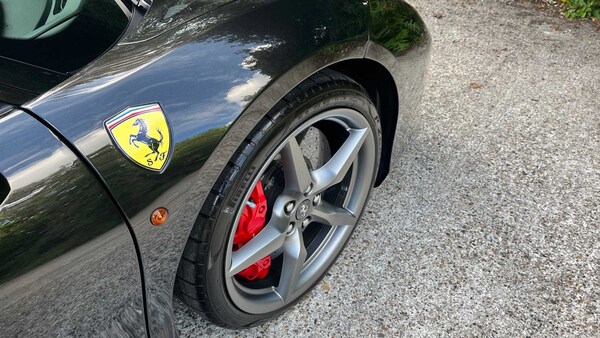 Used Ferrari 488 2018 for sale - 75143534: Photo 9