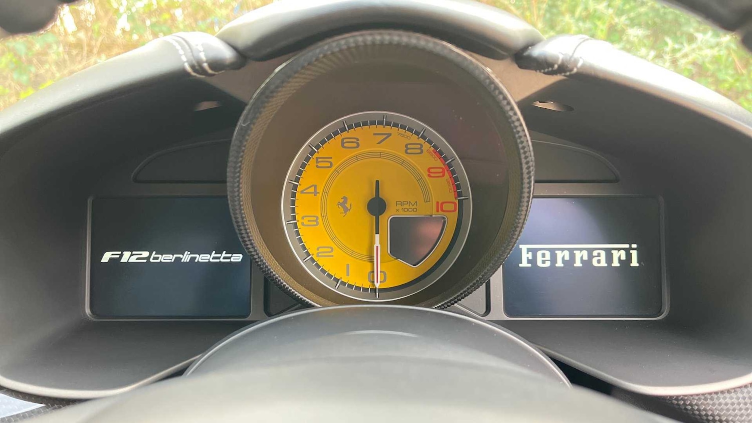 Used Ferrari F12 Berlinetta 2015 for sale - 73732818: Photo 13