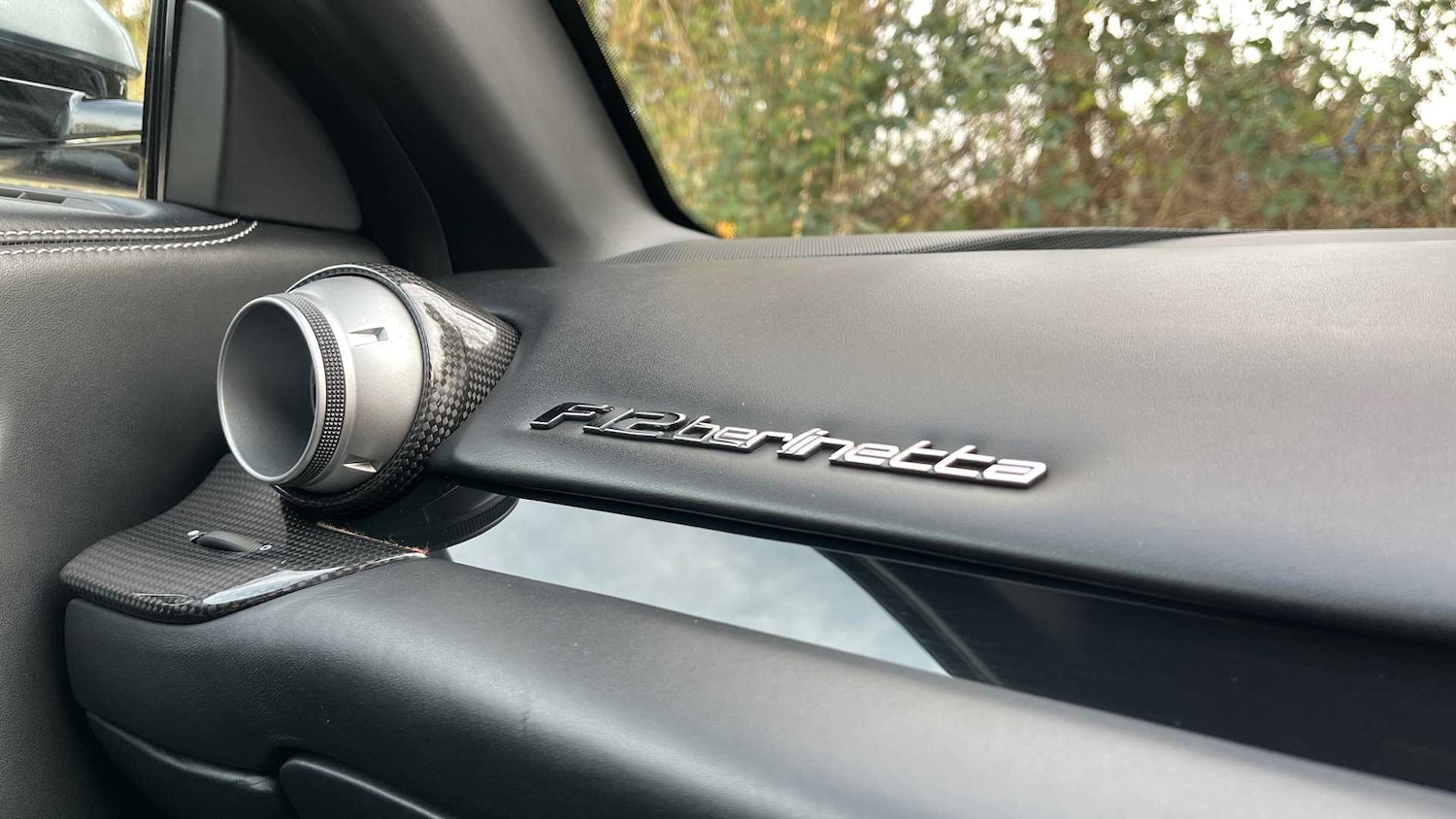 Used Ferrari F12 Berlinetta 2015 for sale - 73732818: Photo 21