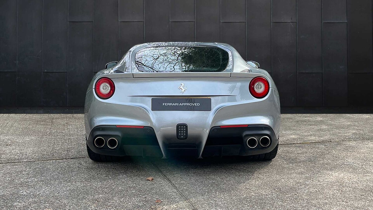 Used Ferrari F12 Berlinetta 2015 for sale - 73732818: Photo 6