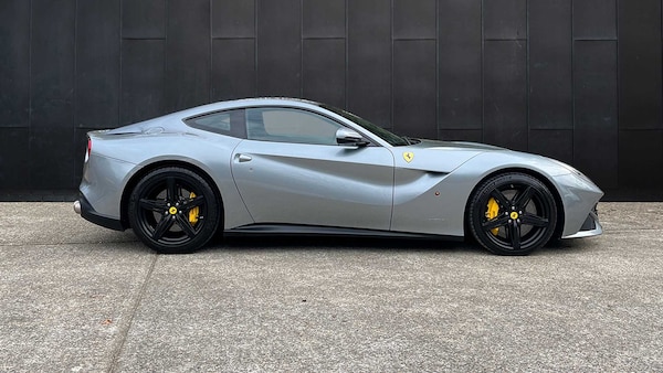 Used Ferrari F12 Berlinetta 2015 for sale - 73732818: Photo 8