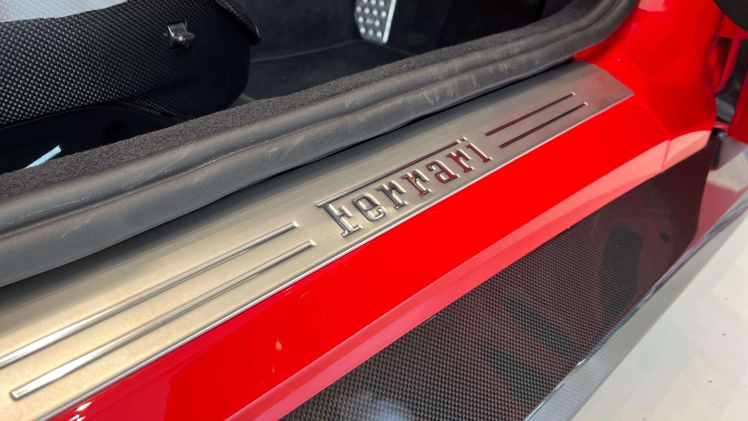 Used Ferrari 12 Cilindri 2025 for sale - 78149181: Photo 24