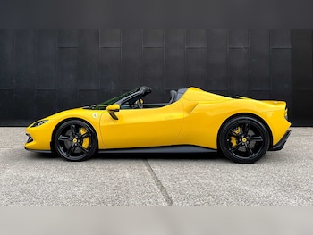 Used Ferrari 296 GTS 2023 for sale - 75480634: Photo