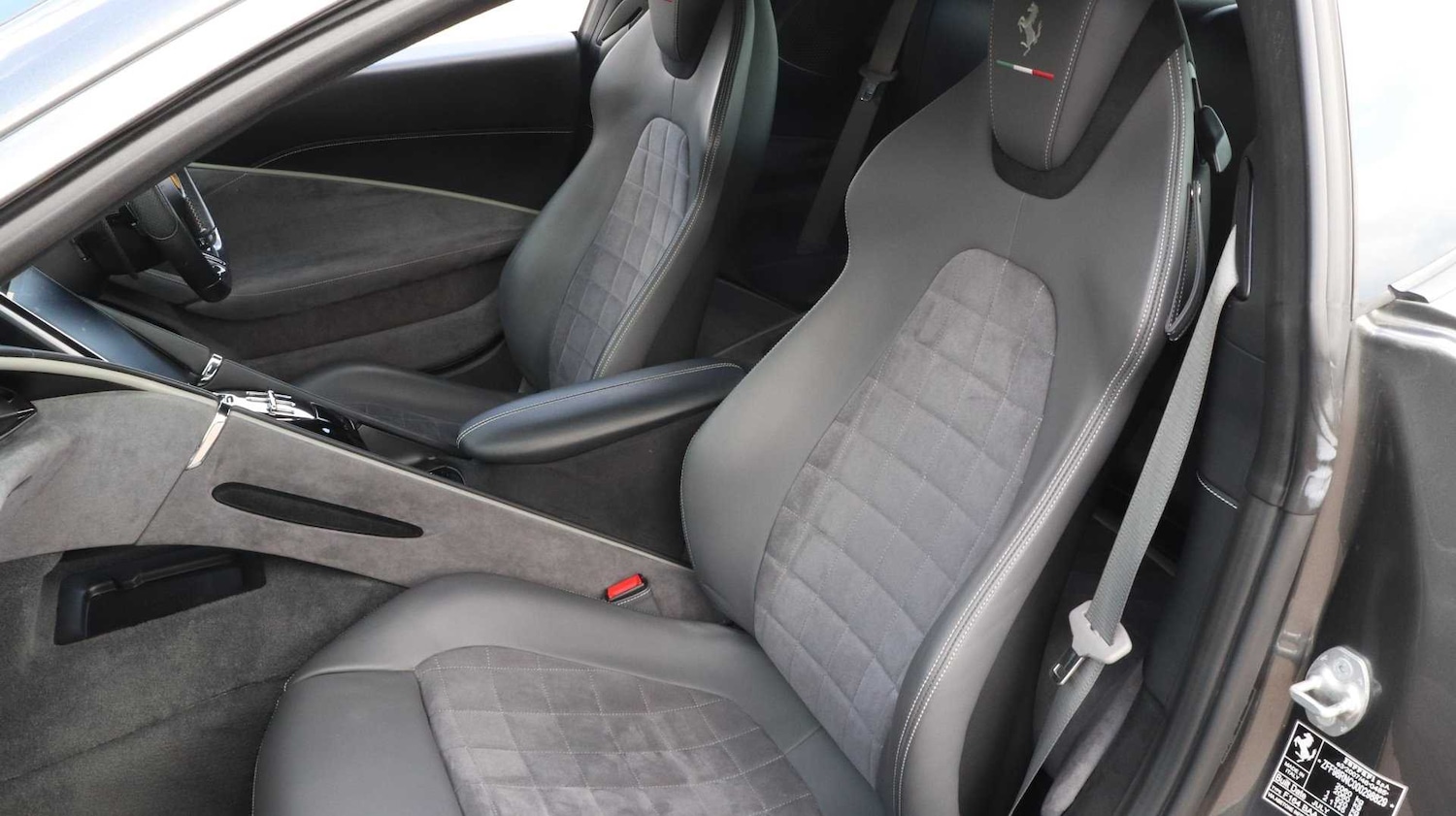 Used Ferrari Roma 2023 for sale - 76875698: Photo 18