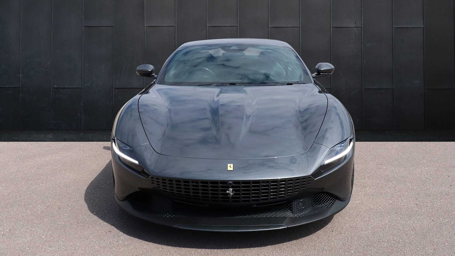 Used Ferrari Roma 2023 for sale - 76875698: Photo 2