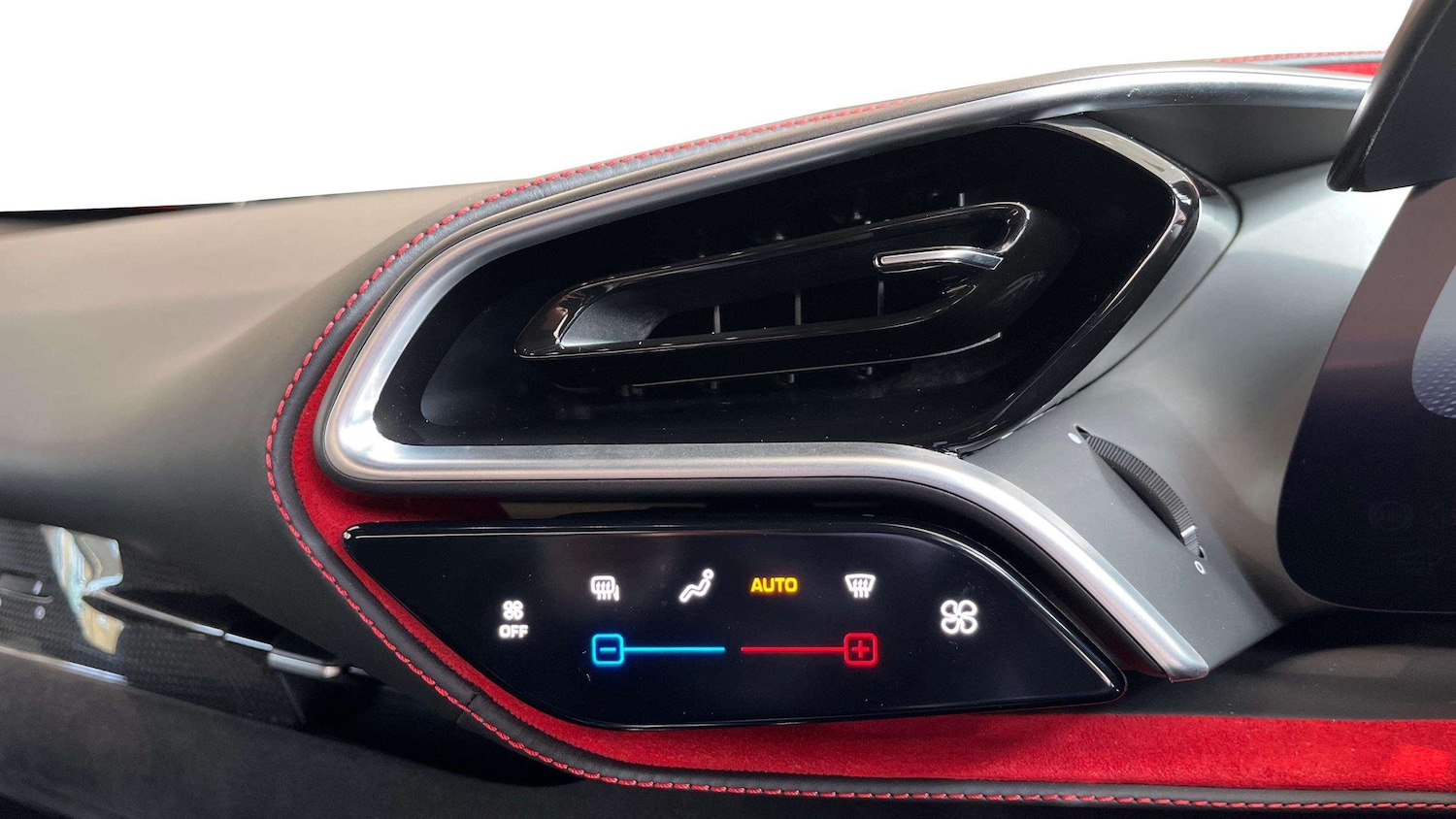 Used Ferrari 296 GTB 2022 for sale - 78149149: Photo 16