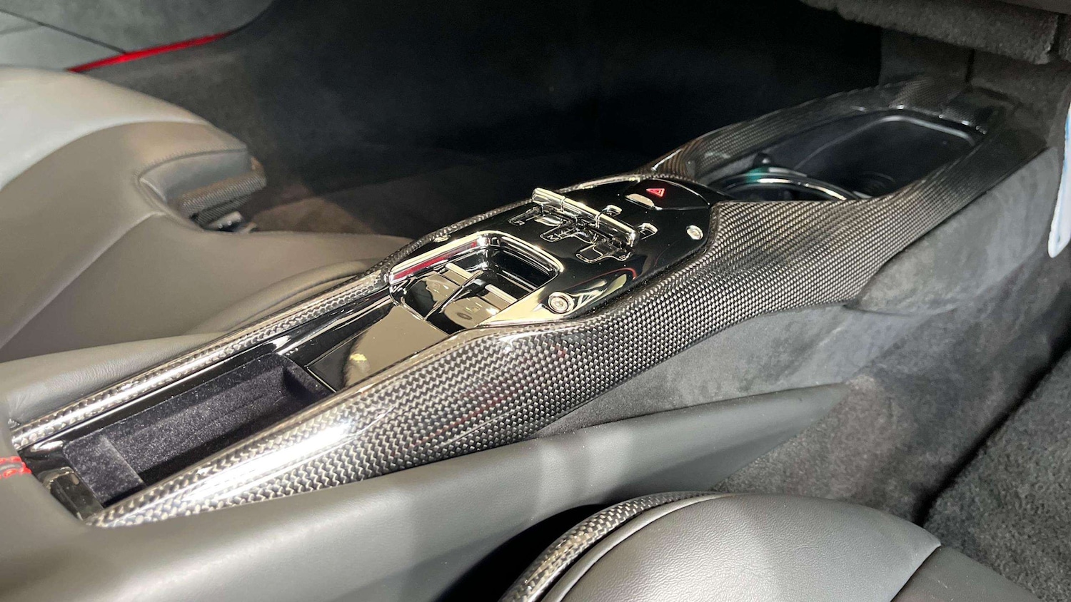 Used Ferrari 296 GTB 2022 for sale - 78149149: Photo 17