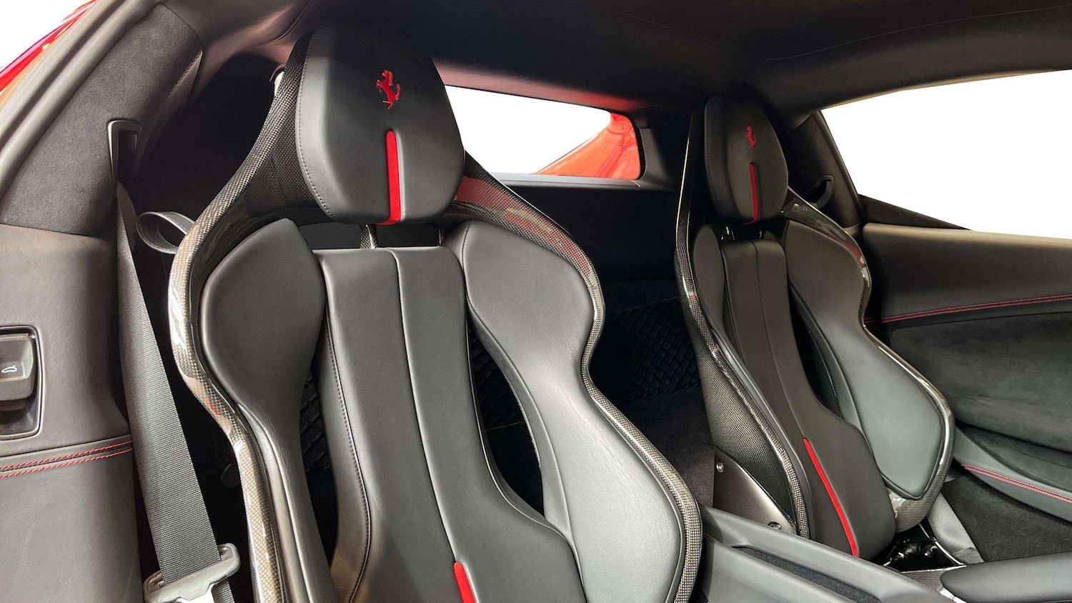 Used Ferrari 296 GTB 2022 for sale - 78149149: Photo 18