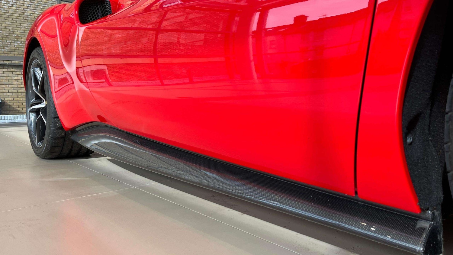 Used Ferrari 296 GTB 2022 for sale - 78149149: Photo 32