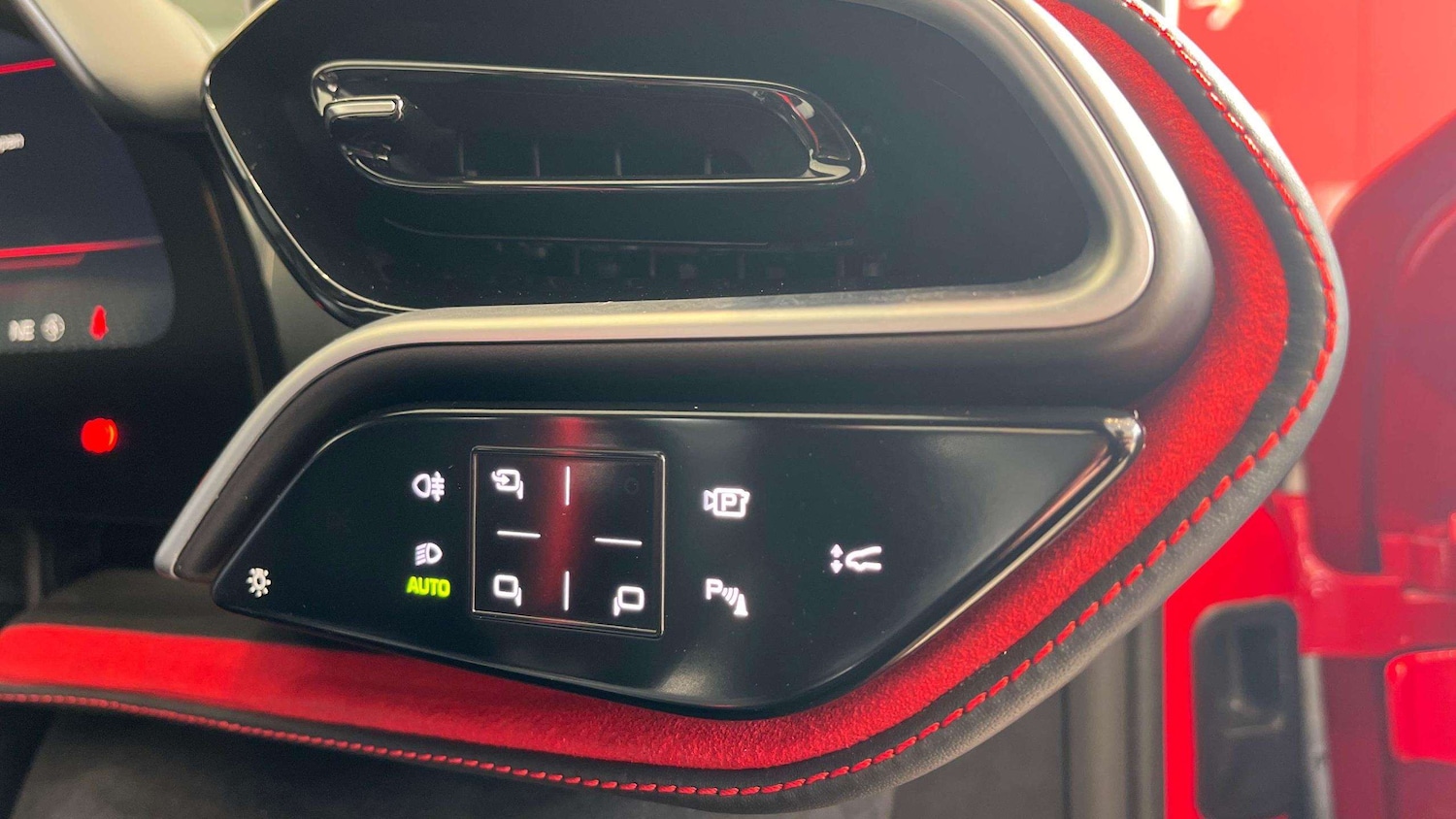 Used Ferrari 296 GTB 2022 for sale - 78149149: Photo 35