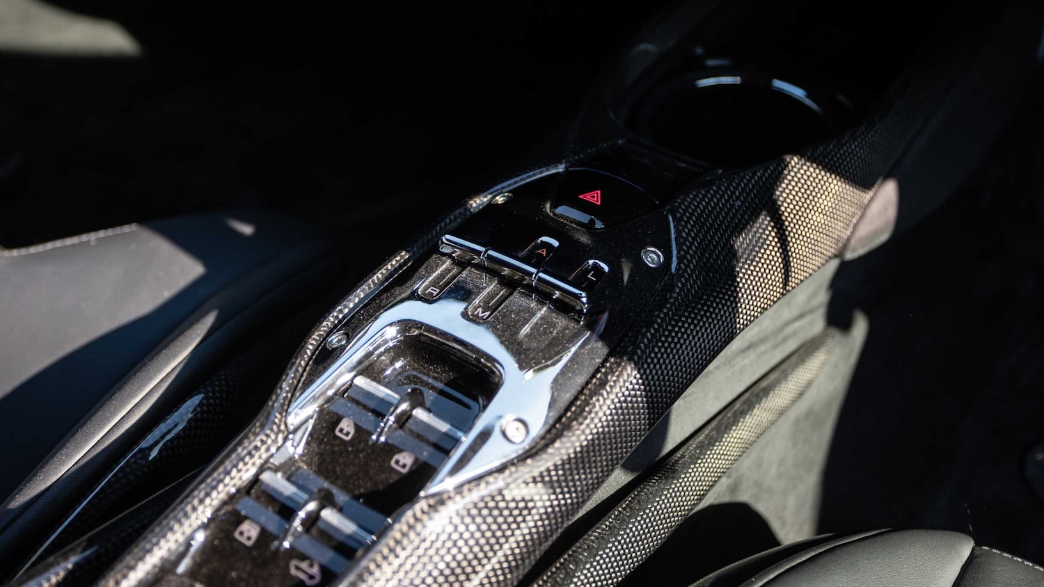 Used Ferrari 296 GTS 2023 for sale - 77282073: Photo 10