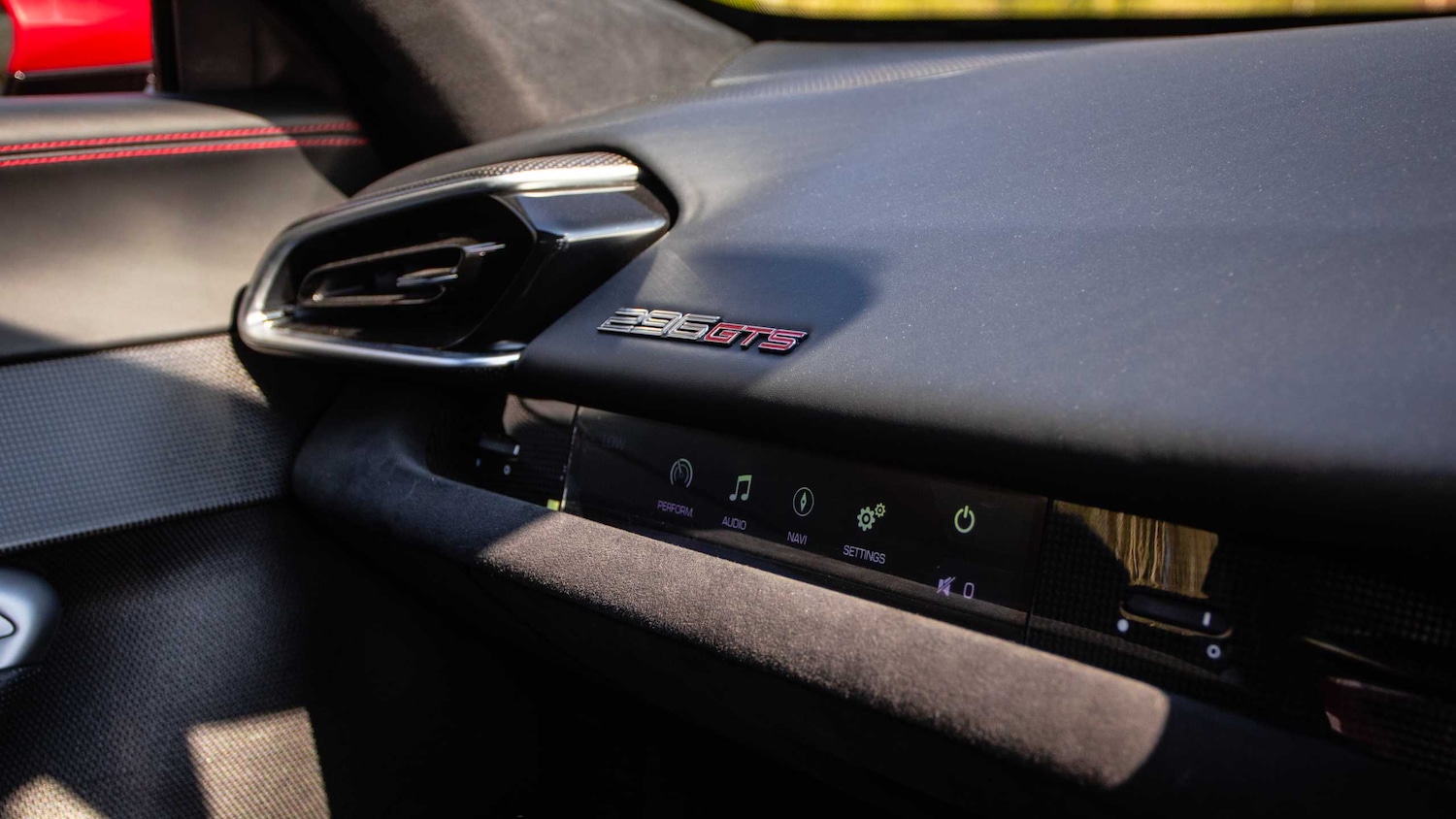 Used Ferrari 296 GTS 2023 for sale - 77282073: Photo 11