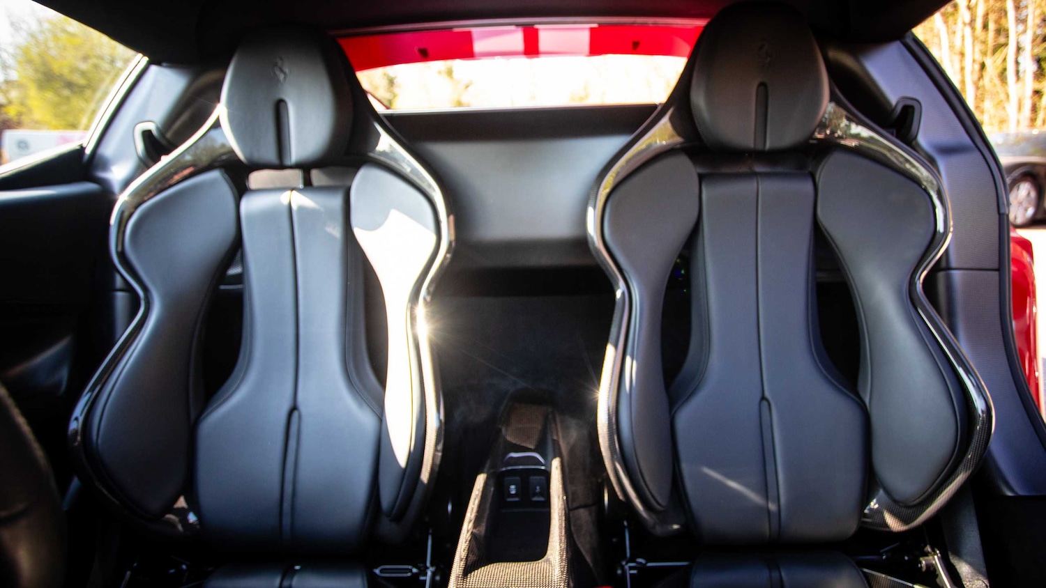 Used Ferrari 296 GTS 2023 for sale - 77282073: Photo 15