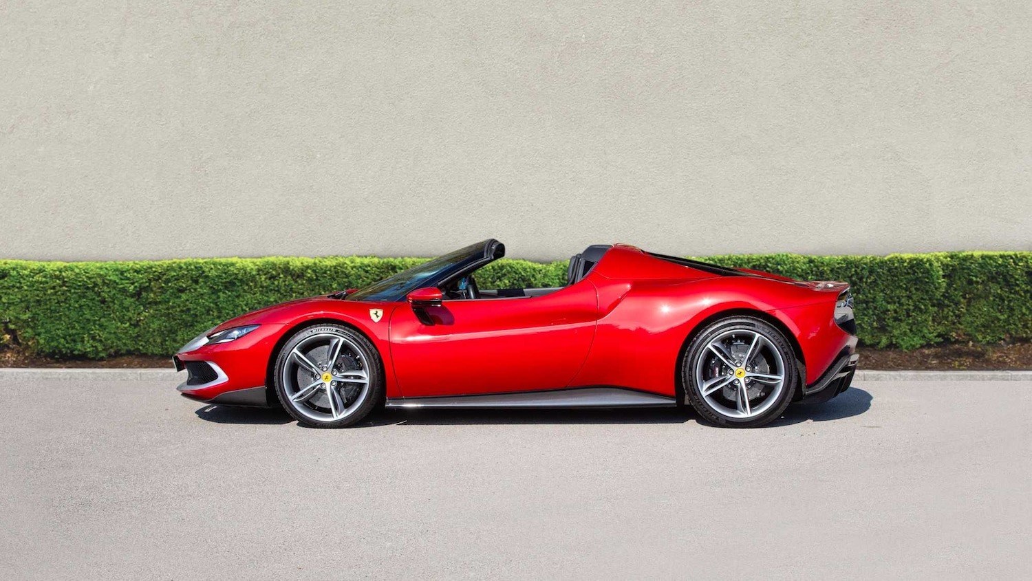 Used Ferrari 296 GTS 2023 for sale - 77282073: Photo 5