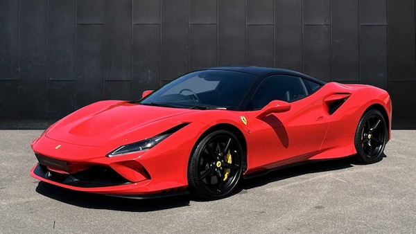 Used Ferrari F8 Tributo 2020 for sale - 76205236: Photo 3