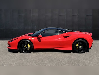 Used Ferrari F8 Tributo 2020 for sale - 76205236: Photo