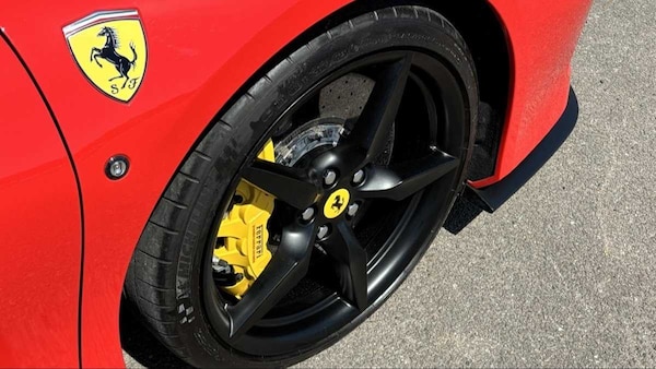 Used Ferrari F8 Tributo 2020 for sale - 76205236: Photo 9