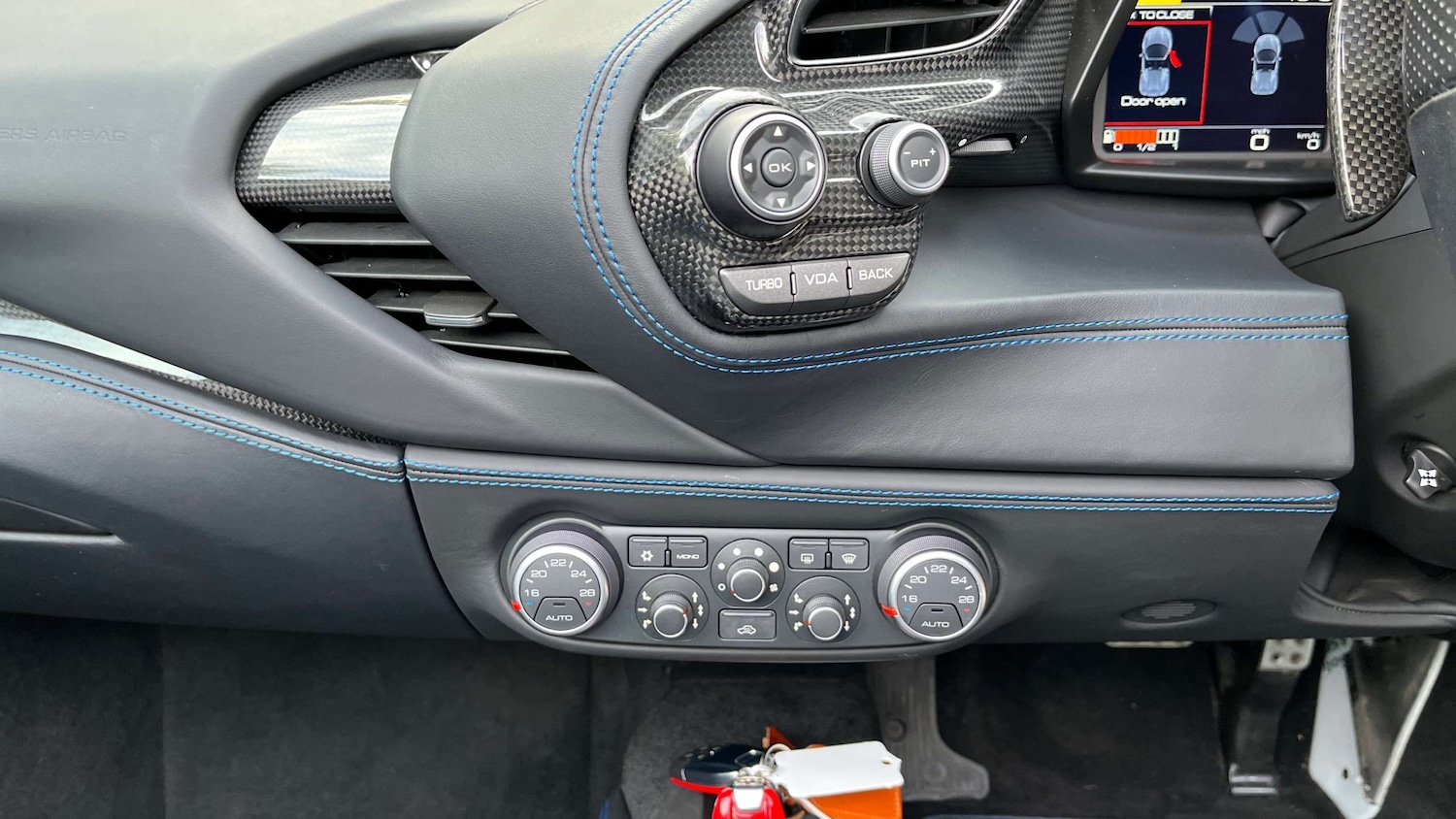 Used Ferrari 488 2018 for sale - 76125727: Photo 15
