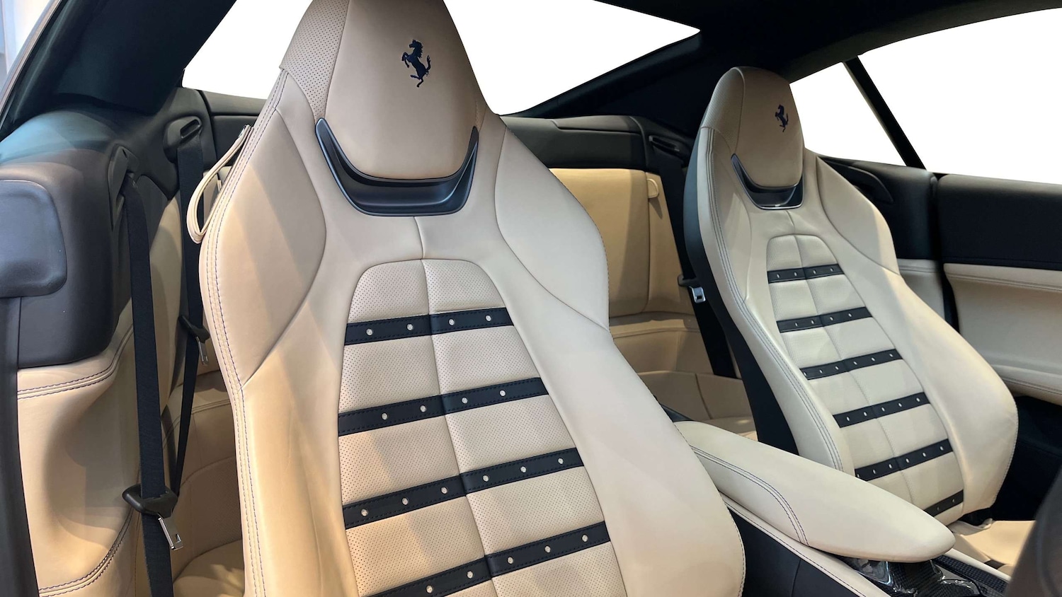 Used Ferrari Portofino 2022 for sale - 76842978: Photo 18