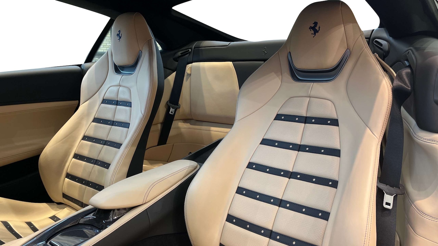 Used Ferrari Portofino 2022 for sale - 76842978: Photo 19