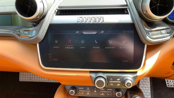 Used Ferrari GTC4Lusso 2019 for sale - 74890414: Photo 15