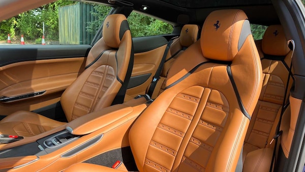 Used Ferrari GTC4Lusso 2019 for sale - 74890414: Photo 18