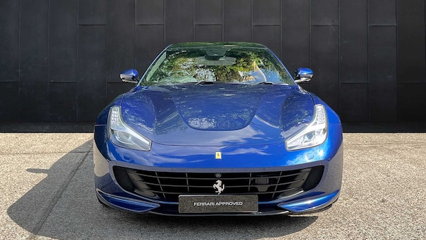 Used Ferrari GTC4Lusso 2019 for sale - 74890414: Photo 2