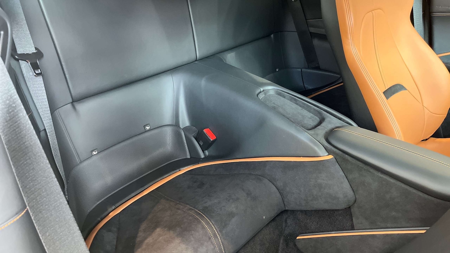 Used Ferrari Roma 2023 for sale - 76889823: Photo 25