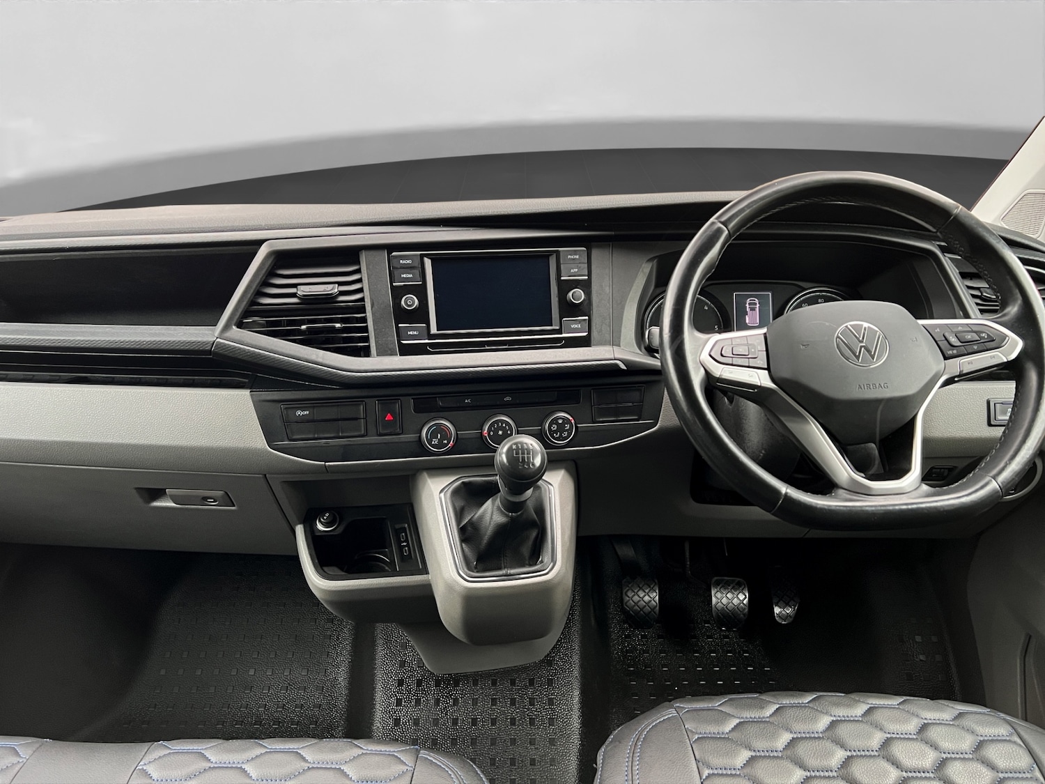 Used Volkswagen Transporter 2022 for sale - 78150755: Photo 16