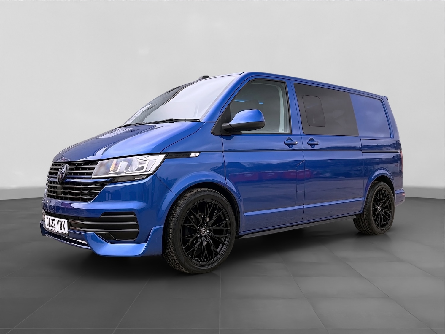 Used Volkswagen Transporter 2022 for sale - 78150755: Photo 2